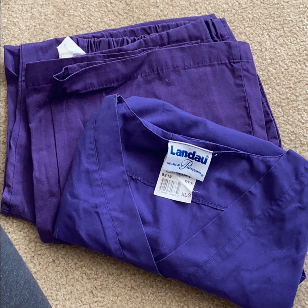 Set of scrubs